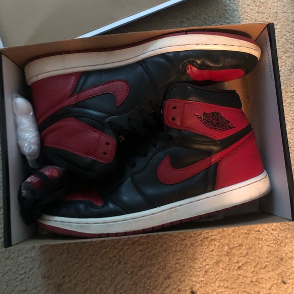 Jordan 1 Retro High Bred Banned (2016) - Picture 3 of 6